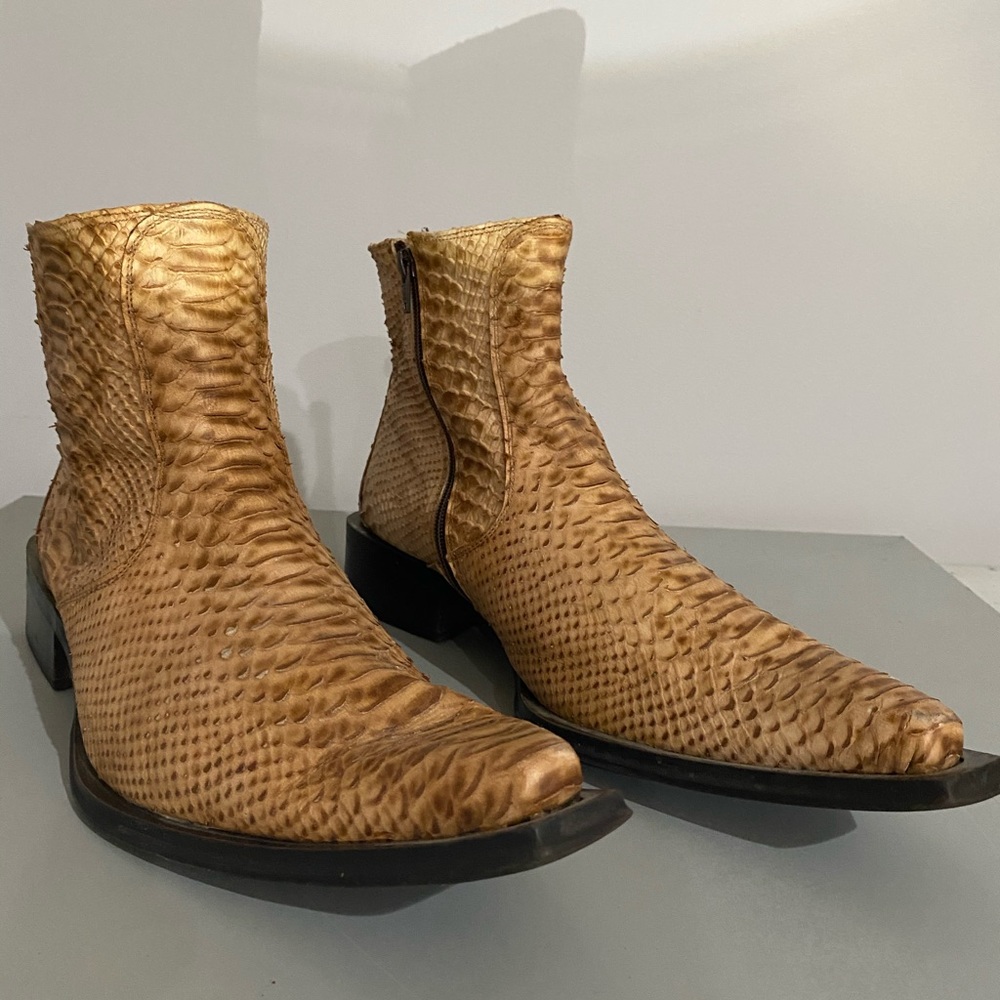 Chelsea Boots